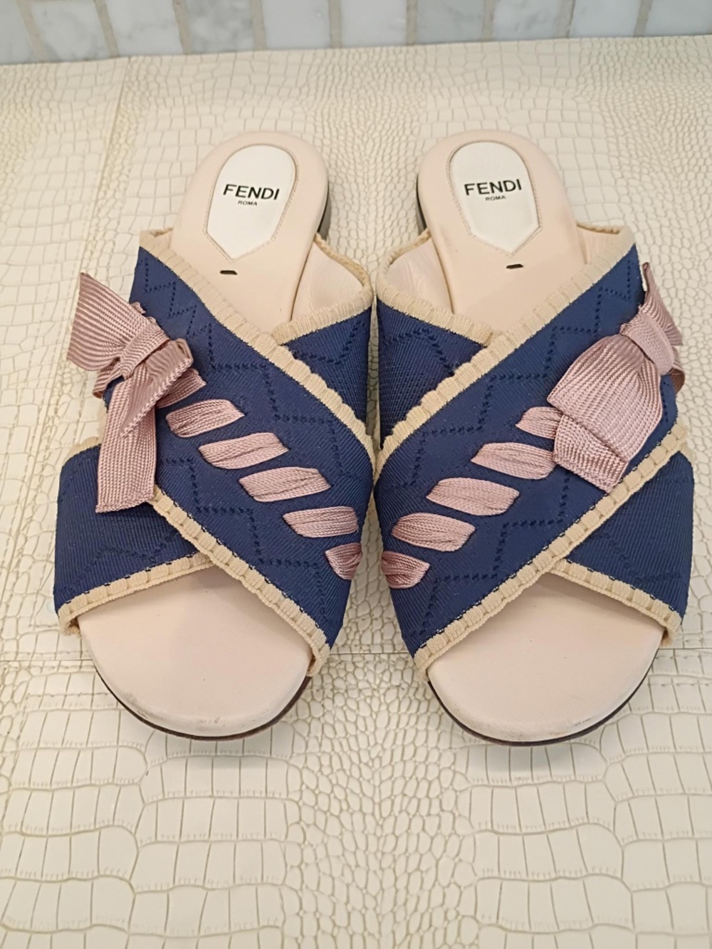 Fendi 37 USED super cute